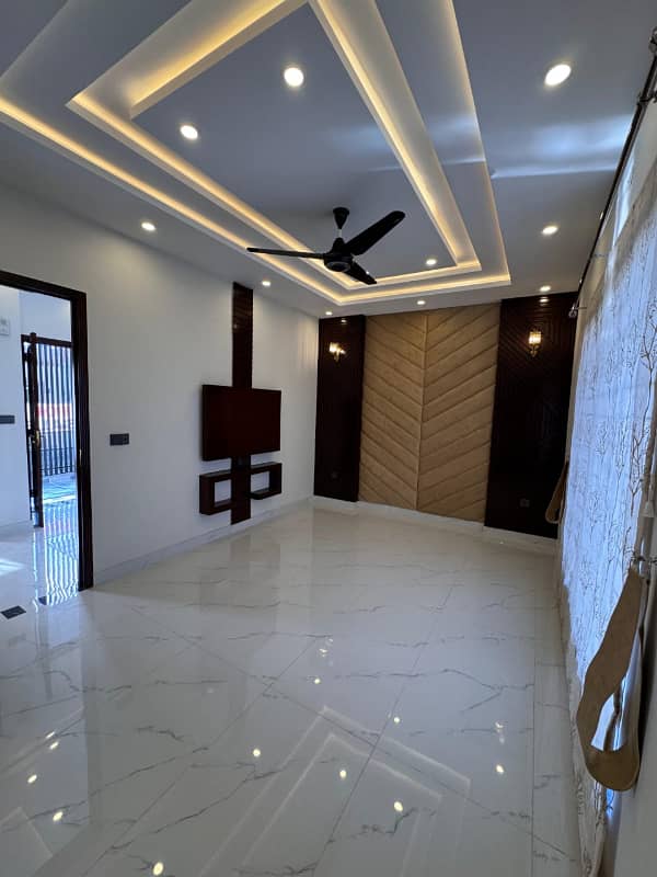 5 Marla luxury Sami furnished House available for Sale 14