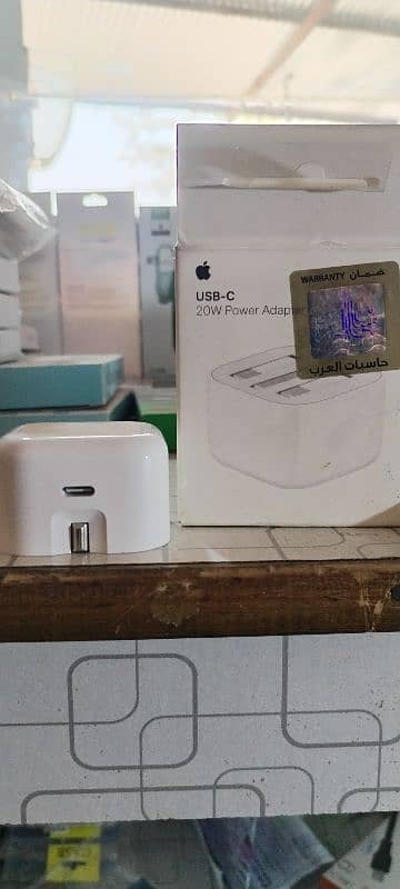 Iphone 20 watt Charger 3