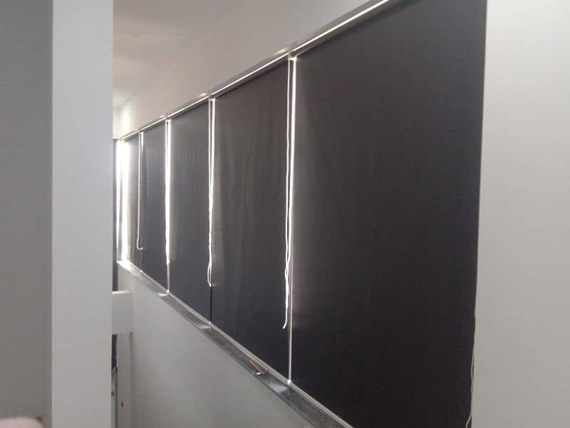 Roller blinds & repairing 4