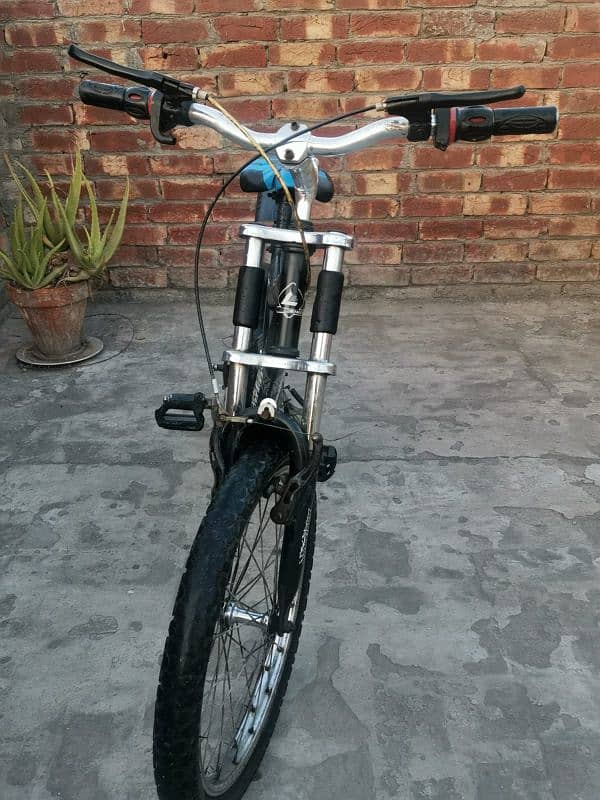 20" Bicycle in Good Condition 2