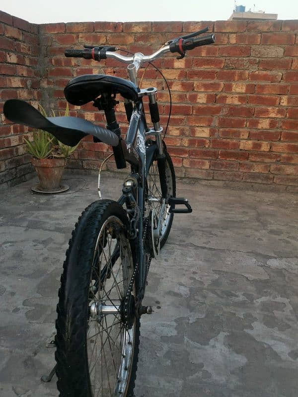 20" Bicycle in Good Condition 3