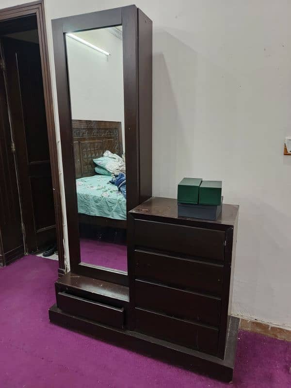 Wood dressing table with mirror 2