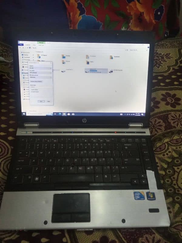 HP EliteBook 8440 , Core i5 Gen 2, Ram 4 GB, SSD M2 128GB 8