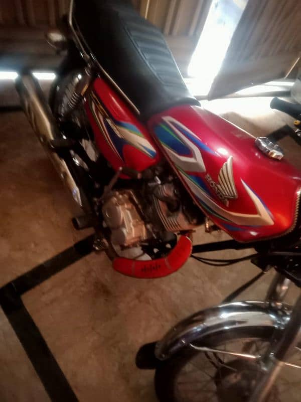 honda 125 new condition 5