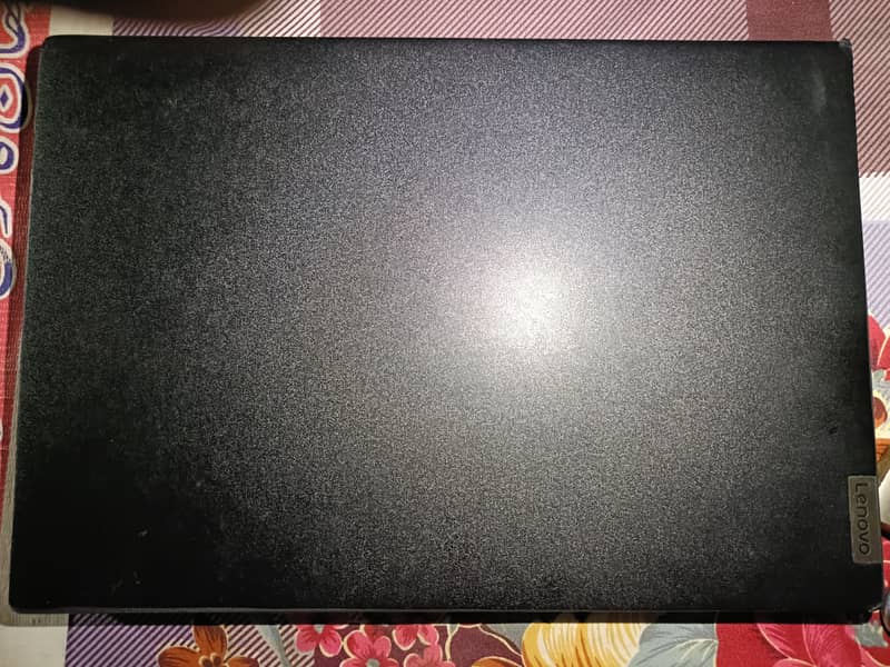 lenovo ka laptop VIP condition me 4