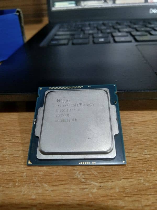 intel core i5 4590 with 3.30Ghz 1