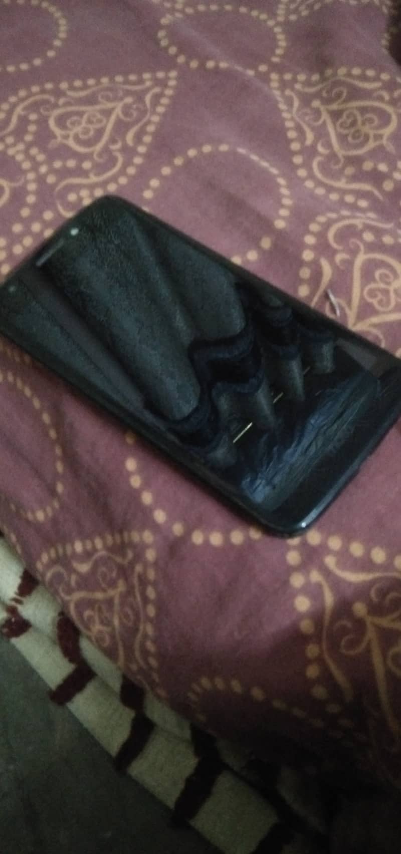 i m selling moto E4 Normal Condition 1