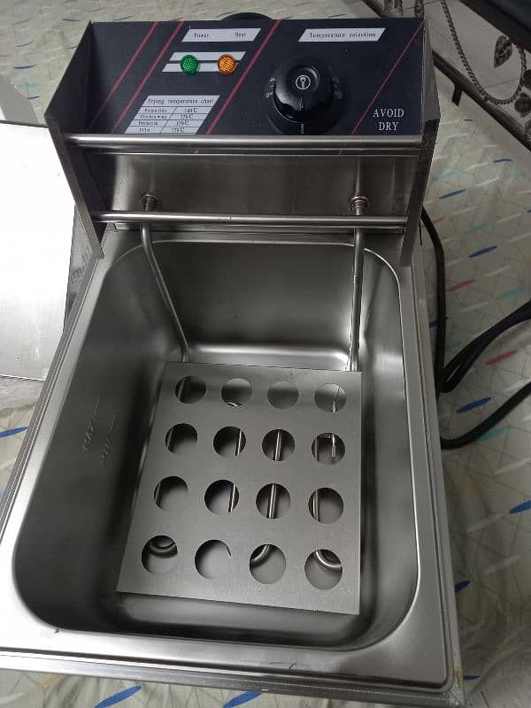 Electric Deep Fryer 0