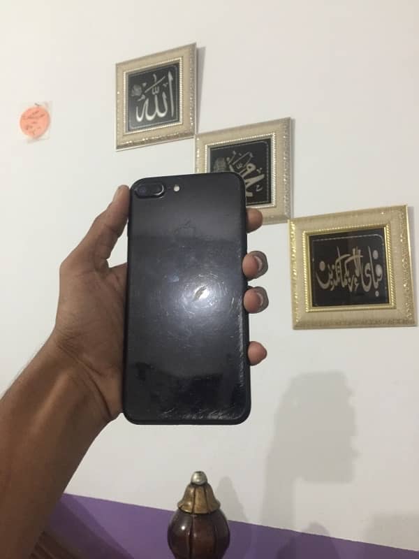 IPHONE 7PLUS 32GB WITH BOX PTA APPROVED 5