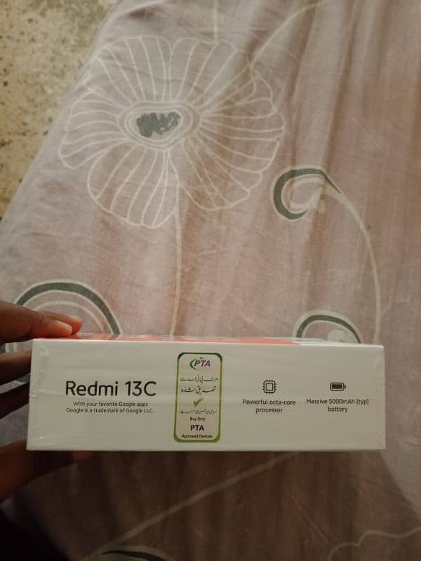 Redmi 13 C 4/128 only 3 months used Urgent sell 7