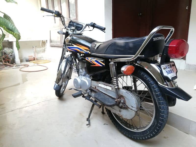 Honda CG125 7