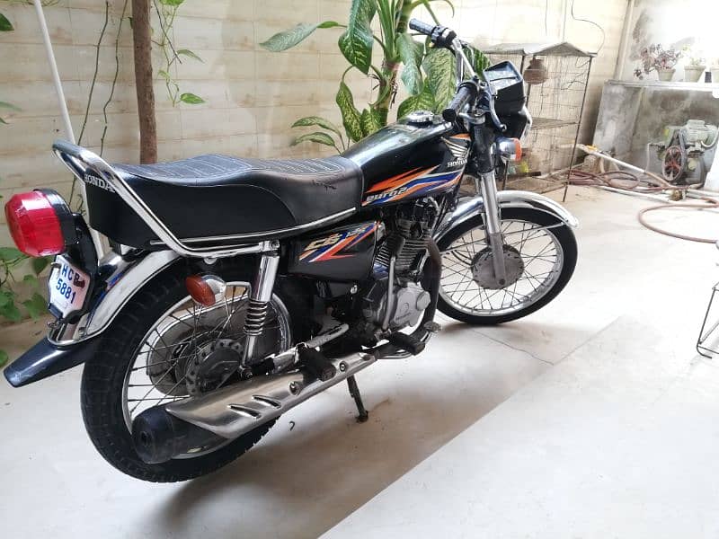 Honda CG125 12