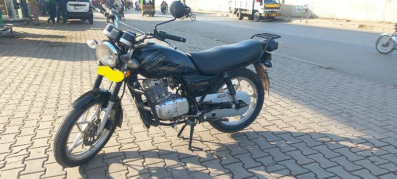 Suzuki gs150se 2