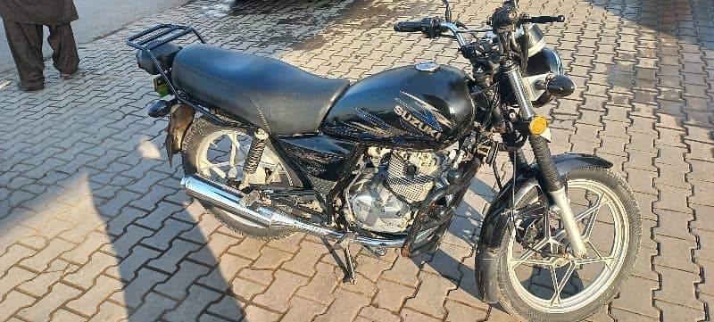 Suzuki gs150se 4