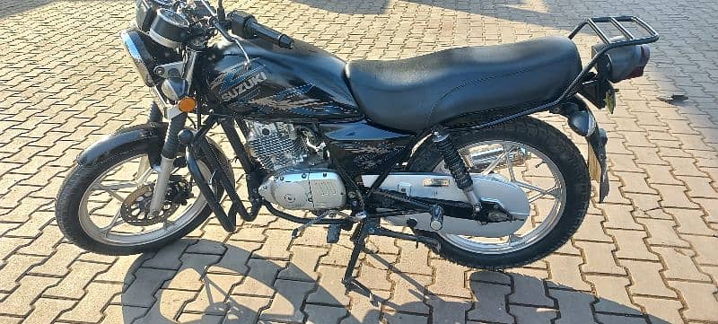 Suzuki gs150se 7