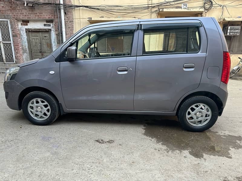 Suzuki Wagon R 2021 12