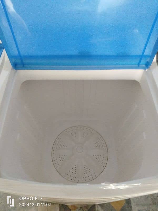 Plastic Body Washing Machine 2