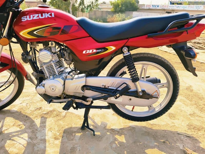 Suzuki 110 2022 13