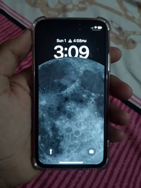 iphone x hai all okay hai panel gx hai turetone active 256 hai urgent 0