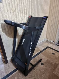 Zero Lifestyle ZT-R15 Treadmill Just few times used