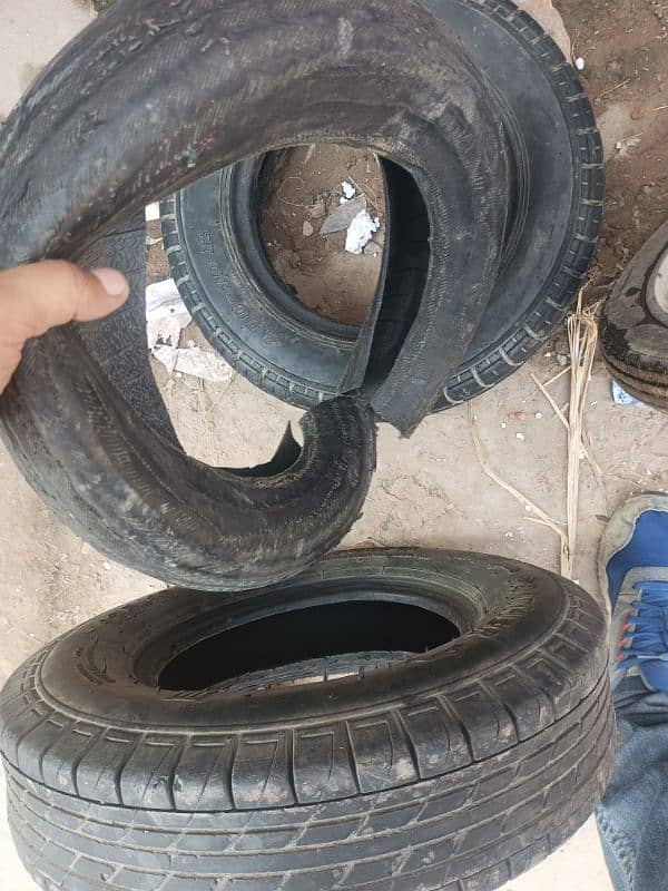 Rikshaw tyre for sale 2 tyres 5