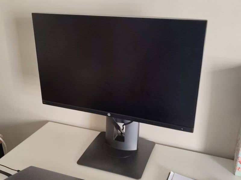 HP Z23n Monitor 0