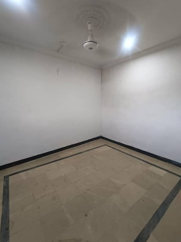 2 bedroom seprate gate ground floor available for rent 1