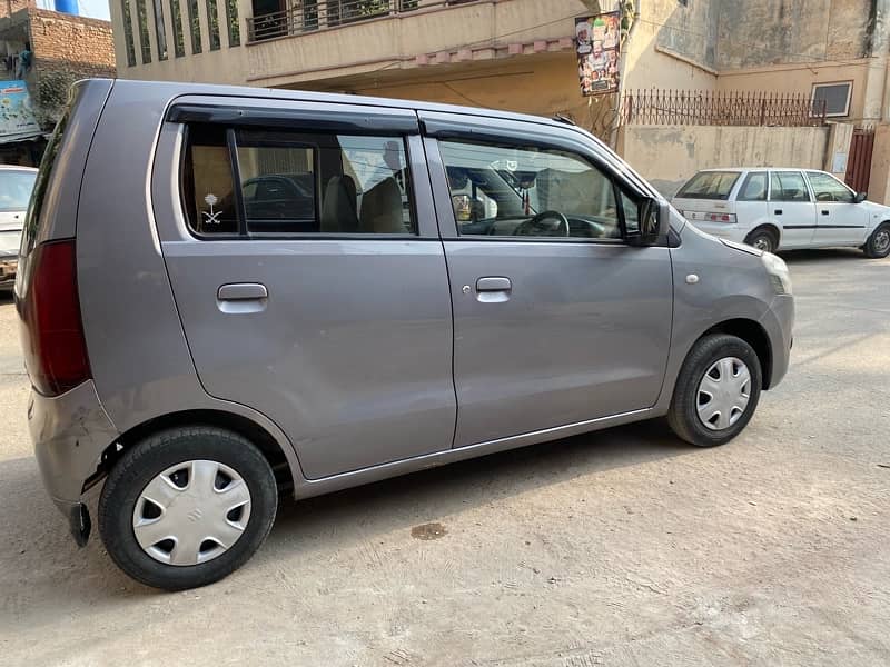 Suzuki Wagon R 2016 4