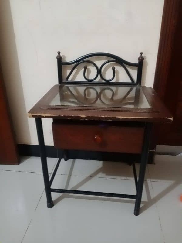 rod iron bedroom set 4