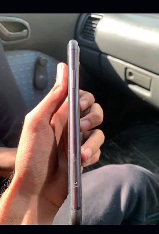 iphone 11 NON PTA 4