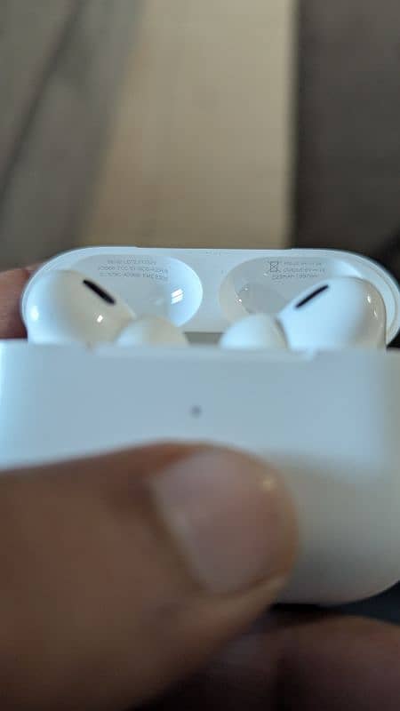 Apple airpods pro 2nd generation c type 5