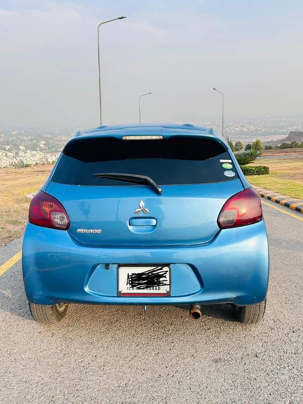 Mitsubishi Mirage 2014 3