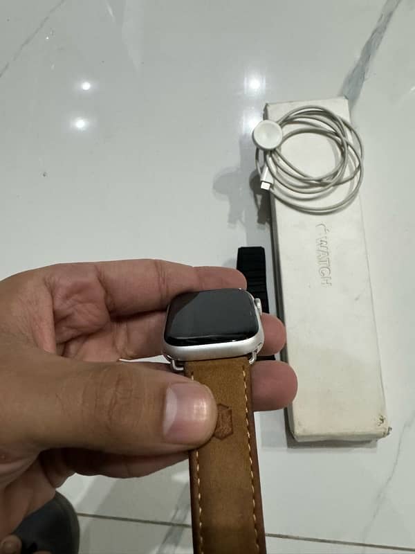 Apple Series 8 45mm cellular+gps 3