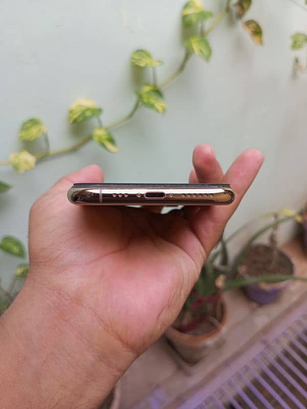 iphone xs non pta 256gb gold colour 2