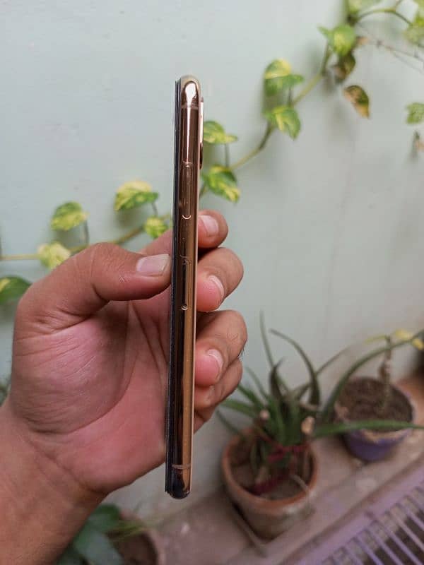 iphone xs non pta 256gb gold colour 4