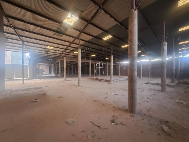 4000 Square Feet Warehouse For rent In The Perfect Location Of Multan Road 0