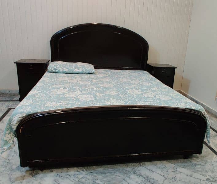 Double Bed with side tables 1