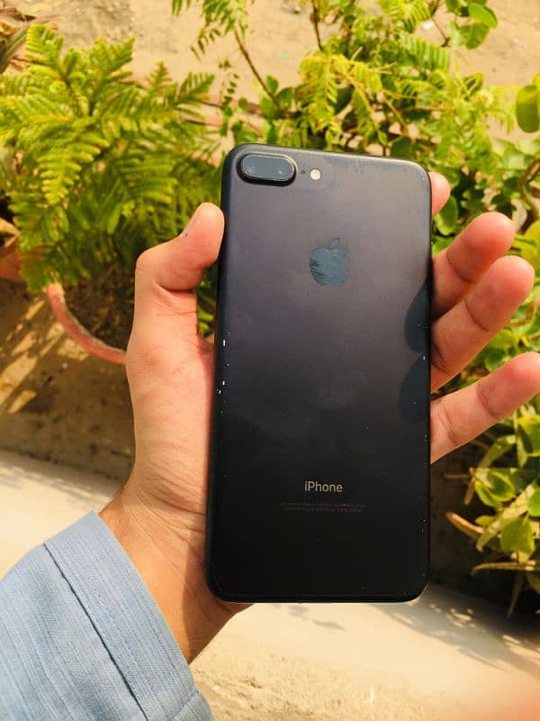 iphone 7 plus pta approved 128 gb 0