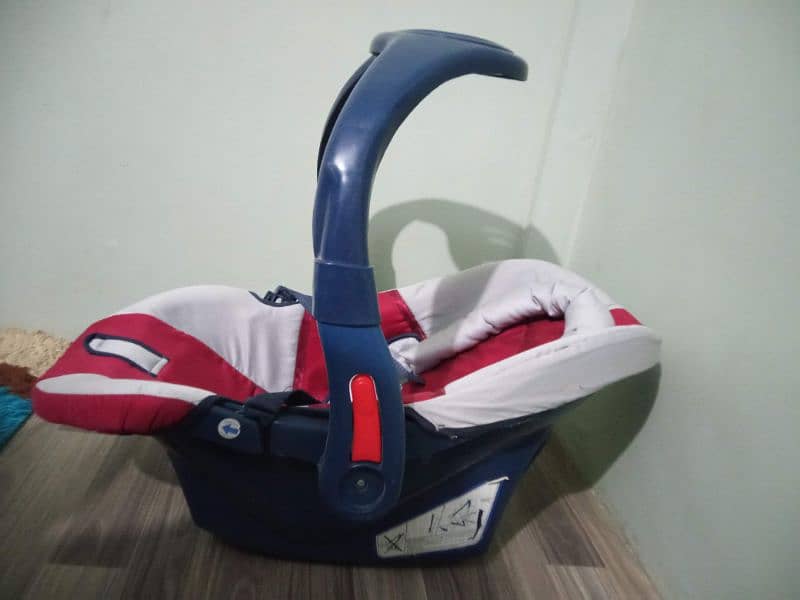 Imported Baby Carry Cot – High-Quality & Durable 1