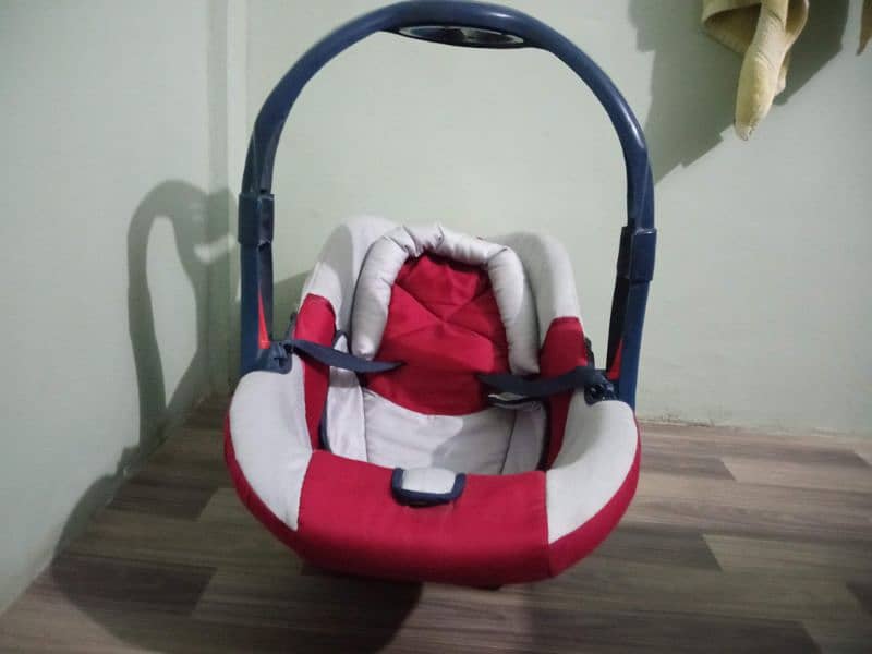 Imported Baby Carry Cot – High-Quality & Durable 2