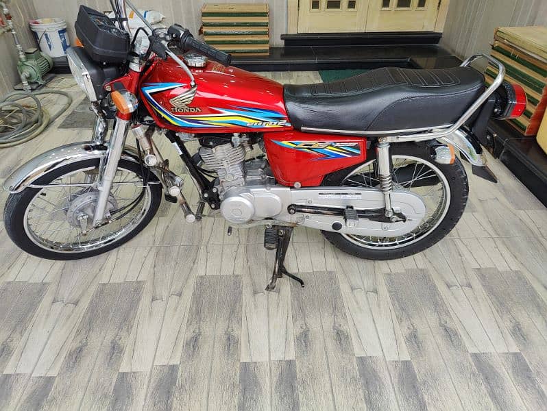 Honda CG 125 For Sale In Excellent Condition 5