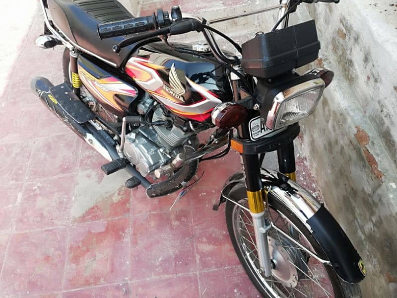 honda 125 2022 model new condition 3