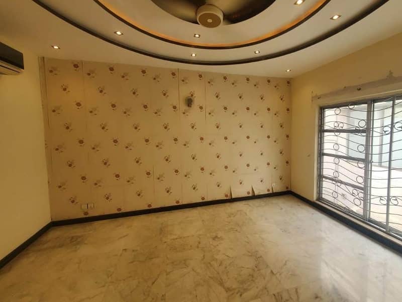 01 Kanal Luxury likely New Beautiful Upper Portion Available For Rent in DHA Phase 5 Lahore Cantt 8