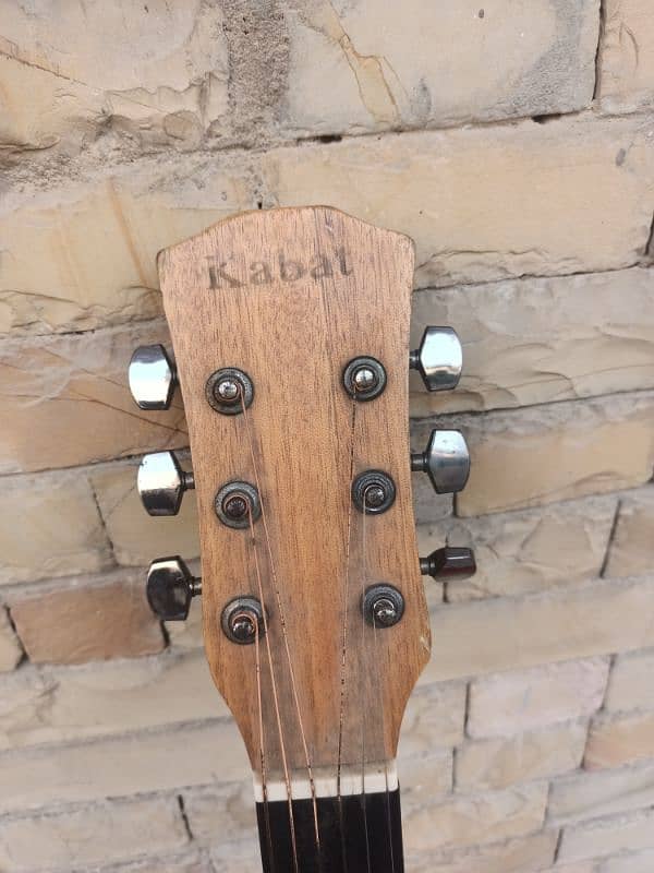 KABAT Guitar fully tuned 2