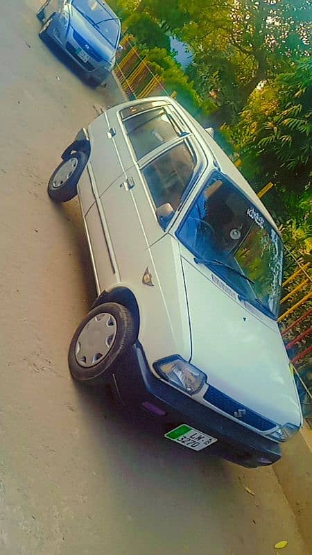 Suzuki Mehran VXR 05 last ki hai, andar say genuine hai,vvip fmly car 4