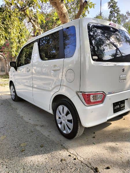 Suzuki Wagon R hybrid FX 2021 9