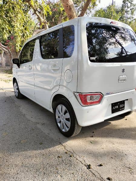 Suzuki Wagon R hybrid FX 2021 12