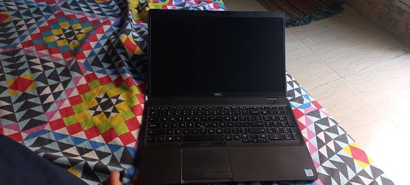 Dell Latitude 5500 i5/8th 1