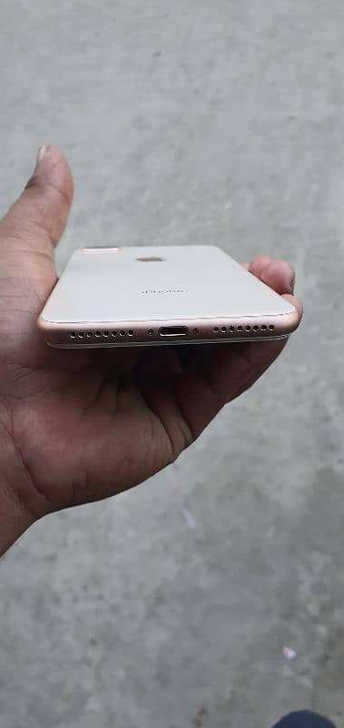 iphone 8plus . (pta offichal aprovd) 1