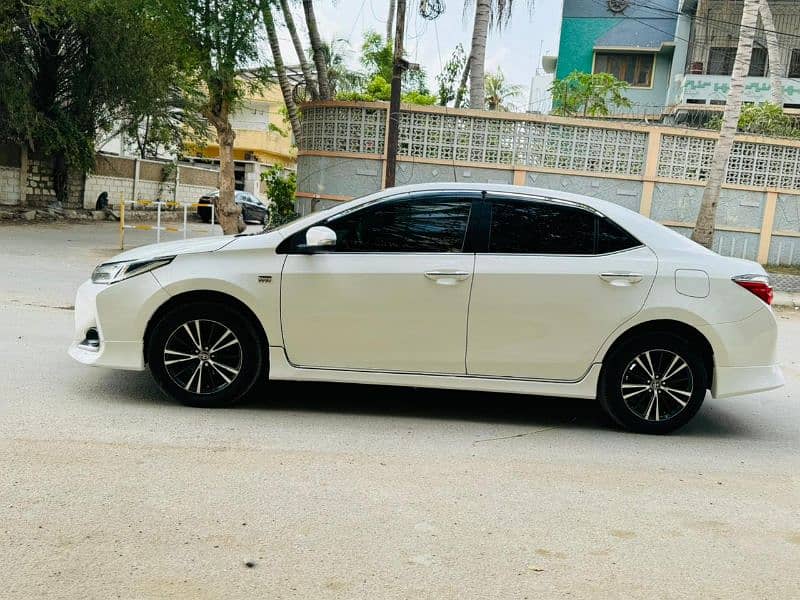 Toyota Altis Grande 2018 3